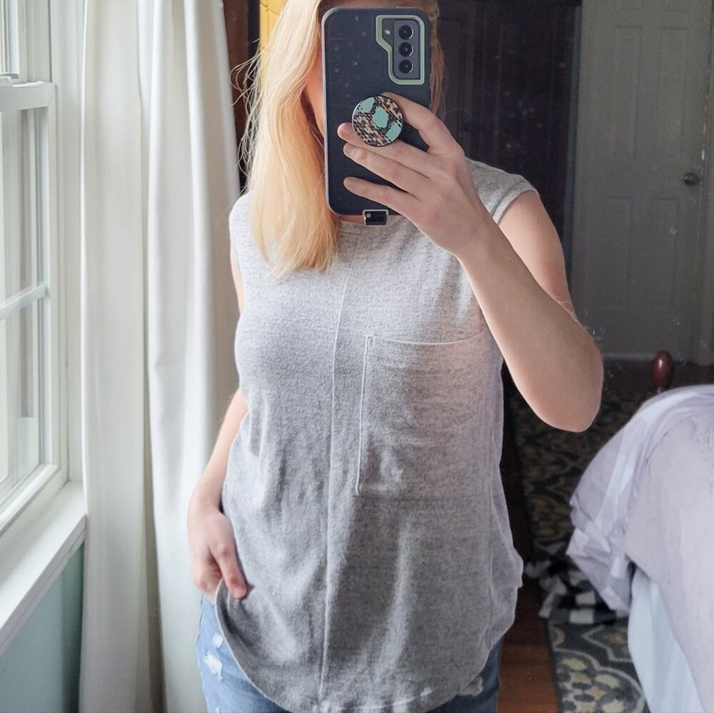 Banana Republic Sleeveless Tank Small Gray Casual Comfy Summer Stretchy Top